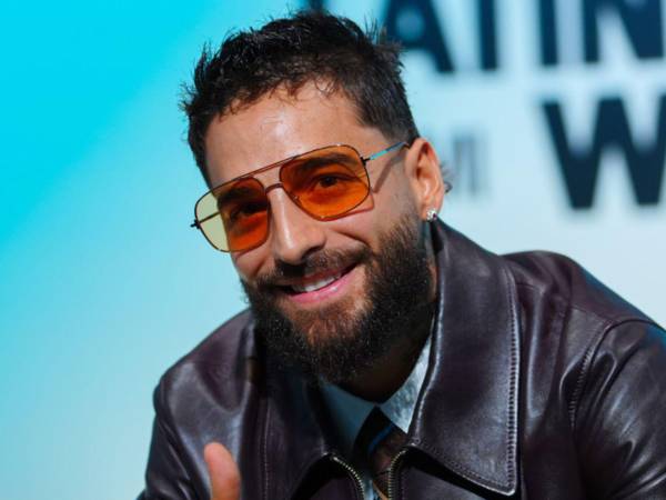 El cantante colombiano Maluma reveló este miércoles que todavía tiene mucha ansiedad, después de compartir en 2025 que padecía esta condición. También contó que tuvo un desorden alimenticio que lo obsesionó con la comida antes de posar para campañas de moda.