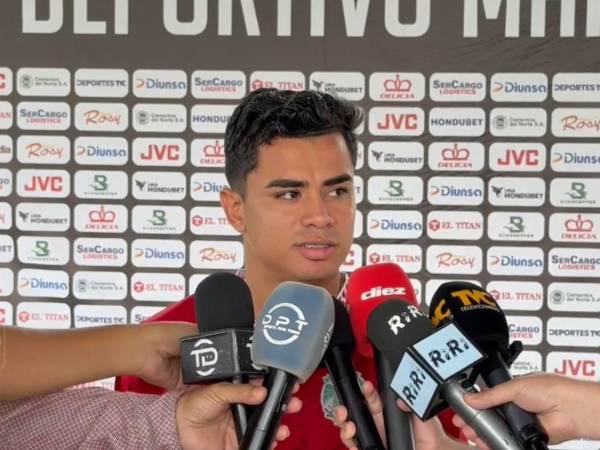 Isaac Castillo brindando declaraciones a los medios de comunicación.