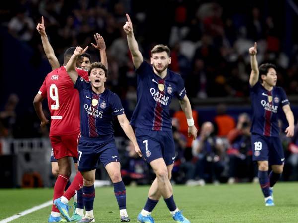 PSG no tuvo problemas ante Liverpool y roza las semifinales de Champions