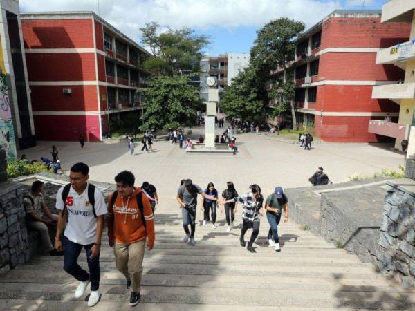 La máxima casa de estudios ocupa este año el lugar 5,085, de acuerdo con el Ranking Scimag