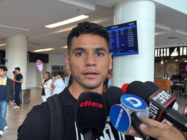 Carlos Pineda dio declaraciones a los medios de comunicación.