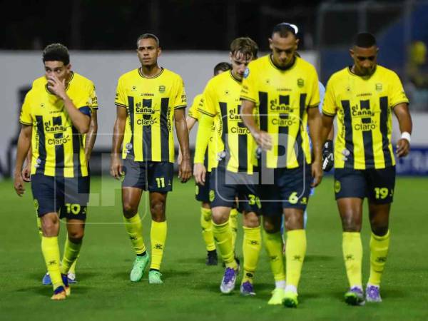 Real España vivió una noche de terror en San Pedro Sula: cayeron por 1-6 ante LAFC y esto dicen en redes tras la histórica goleada.