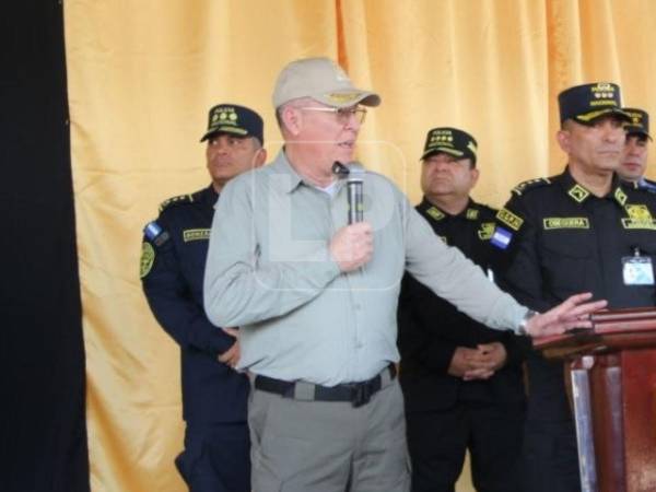 El secretario de Seguridad, Gerzon Velásquez.