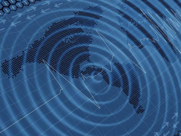 Terremoto de magnitud 7,7 en Panamá genera alerta de tsunami en El Salvador.