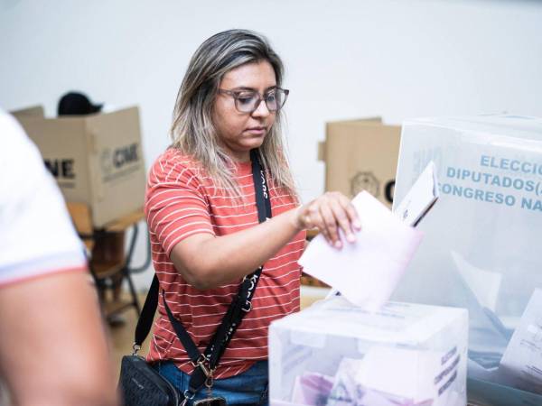 La narrativa de fraude electoral permanece constante en los contenido dentro del ecosistema digital.