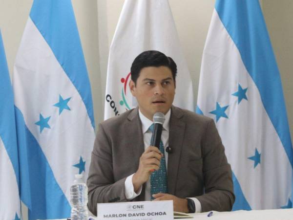 Marlom Ochoa, consejero del Consejo Nacional Electoral (CNE).