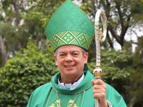 El obispo Jenry Ruiz utilizó la metáfora tábanos para referirse a los malos gobernantes.