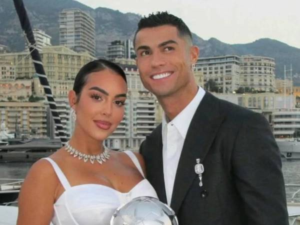 Cristiano Ronaldo y Georgina Rodríguez finalmente dieron el esperado “sí, quiero” y pusieron punto final a una de las historias de amor más mediáticas del mundo del deporte.