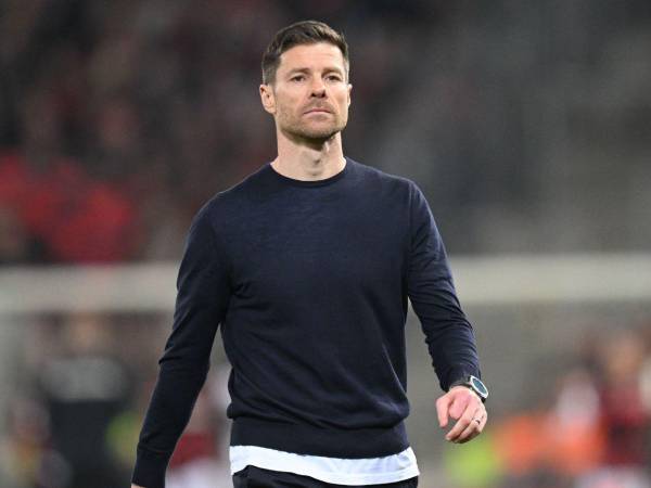 El futuro de Xabi Alonso vuelve a ser protagonista en el mercado de entrenadores. Tras su salida del Real Madrid, el técnico español ya maneja ofertas de clubes.