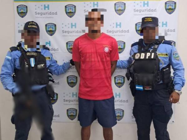 Detienen a hombre señalado de matar a su primo durante discusión en Puerto Lempira.