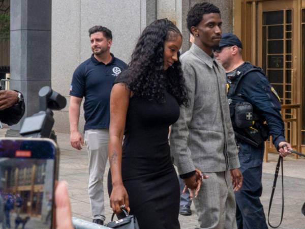 El hijo de Sean Combs, Christian Casey Combs, asiste este miércoles a la Corte del Distrito Sur de Nueva York (Estados Unidos). EFE/ Ángel Colmenares