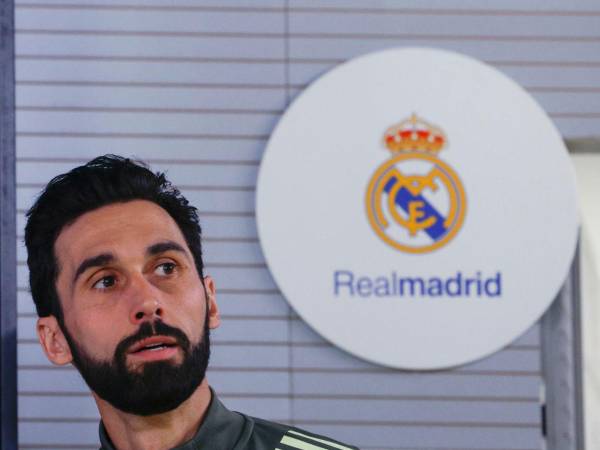 Arbeloa celebra la victoria del Real Madrid y aclara la gravedad de la lesión de Mbappé