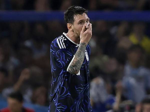 La posibilidad de ver al astro argentino Lionel Messi en el Mundial de 2026 comienza a rodearse de incertidumbre.