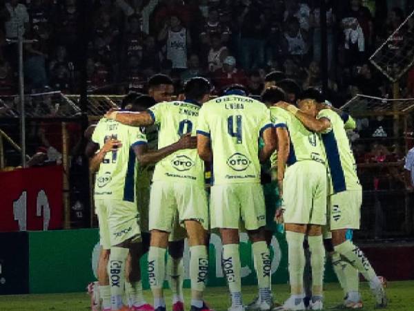 La eliminación de Motagua en las semifinales de la Copa Centroamericana 2026 desató la indignación de numerosos periodistas y aficionados hondureños en las redes sociales.