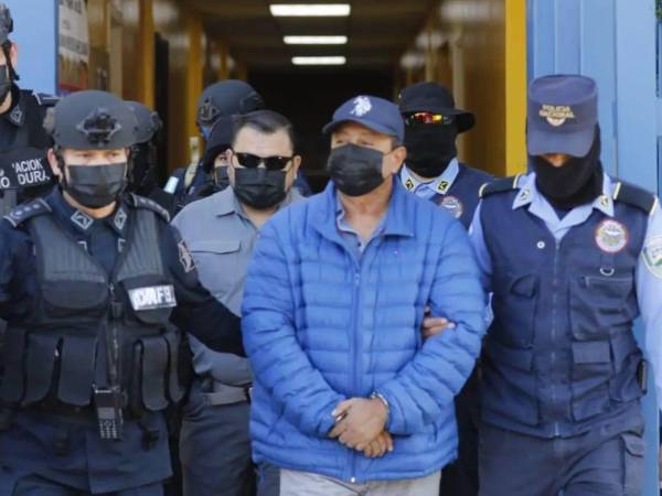 El tribunal también le impuso al excongresista una pequeña multa de 100 dólares.