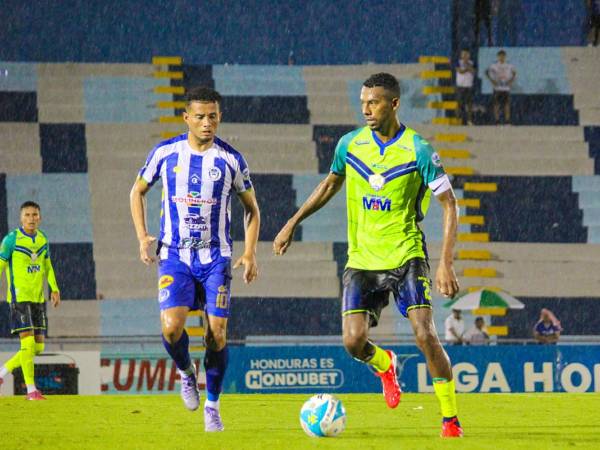 Victoria y Olancho FC empataron 2-2 en la jornada 13 del Torneo Apertura 2025.