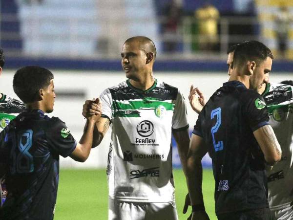 Juticalpa FC y Victoria miden sus fuerzas esta noche en el Estadio Juan Ramón Brevé.