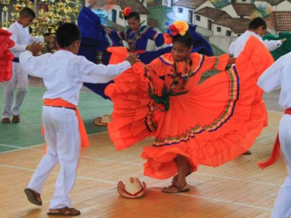 El Gran Pereke es una importante fiesta tradicional para los bailarines a nivel nacional, que busca fomentar valores cívicos y culturales a través de la danza, contribuyendo a la divulgación y conservación del patrimonio folklórico hondureño. Foto de archivo