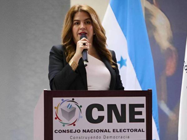 Cossette López, presidenta consejera del Consejo Nacional Electoral (CNE).