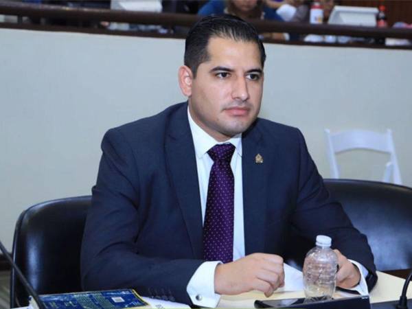 Toscano fue elegido por Salvador Nasralla, candidato presidencial de ese partido, explicó Roberto Contreras.