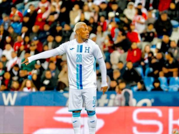Después de varios meses de incertidumbre tras su salida del Al-Najma de Arabia Saudita, el mediocampista hondureño Deybi Flores finalmente definió su futuro.