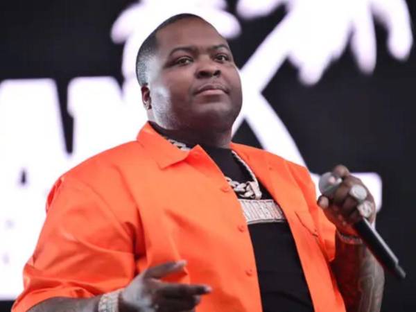 Sean Kingston se convirtió en una estrella mundial a los 17 años, cuando su canción <b>“Beautiful Girls”</b> alcanzó el número uno en el Billboard Hot 100 en 2007.