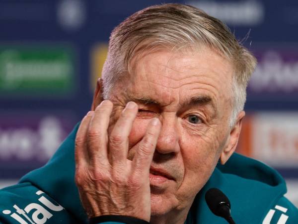 La baja afecta a uno de los habituales titulares del equipo y representa un contratiempo para Carlo Ancelotti.