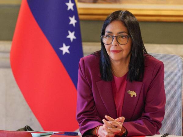 Fotografía difundida por el Palacio de Miraflores de la presidenta encargada de Venezuela, Delcy Rodríguez, este martes, en Caracas (Venezuela).