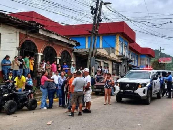 Una mujer identificada como Lizdemy Fabiola Barahona Quintanilla, perdió la vida en un accidente de tránsito.
