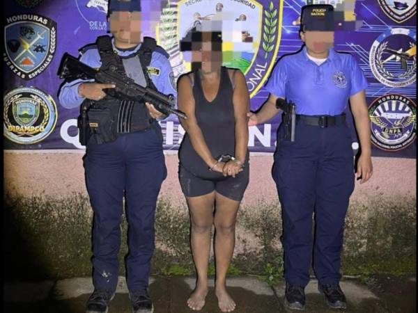 La arrestada fue puesta a la orden del Ministerio Público.​​​​​
