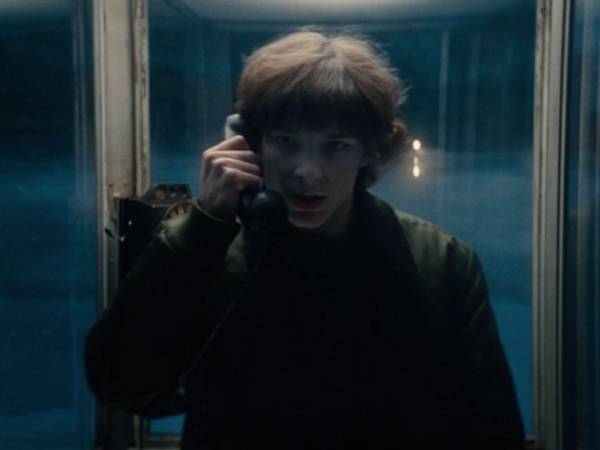 La cinta combina el terror psicológico con elementos sobrenaturales,