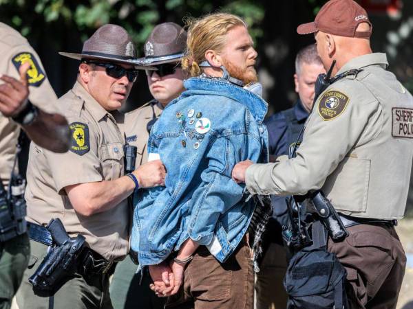 Según los detalles de los datos del 'Deportation Data Project', cerca del 90% del total de estas personas detenidas por ICE hasta mitad de octubre eran hombres