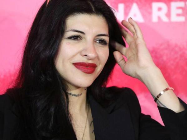 “Me silenciaron legalmente y sobre todo injustamente, afirma Cazzu en el comunicado publicado en su cuenta de X.