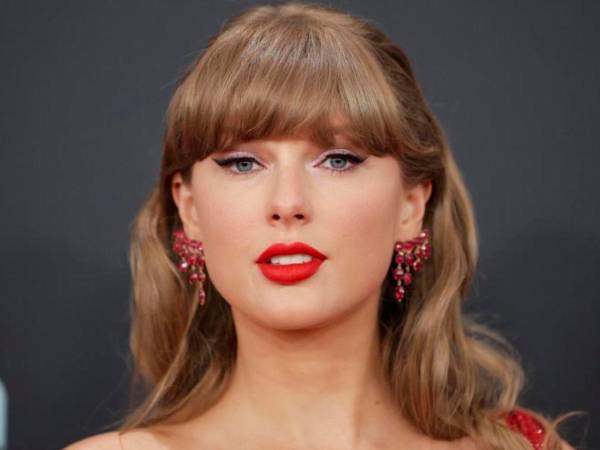File photo by Taylor Swift. EFE/ALLISON DINNER.