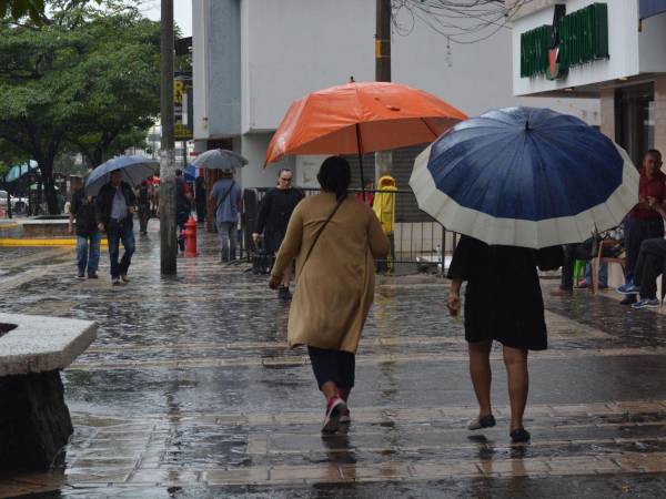 Los departamentos de Santa Bárbara, Atlántida, Colón, Cortés, Yoro e Islas de la Bahía están bajo alerta.