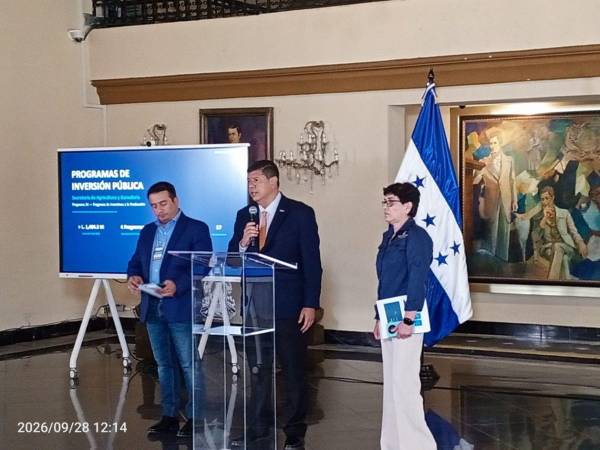 Autoridades del Gobierno presentan programas de inversión pública en la Secretaría de Agricultura y Ganadería