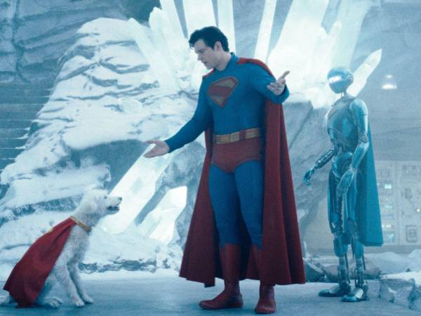 Llega una nueva entrega de las aventuras de Superman, ese hombre de acero prácticamente indestructible que supuso la esperanza para la humanidad.