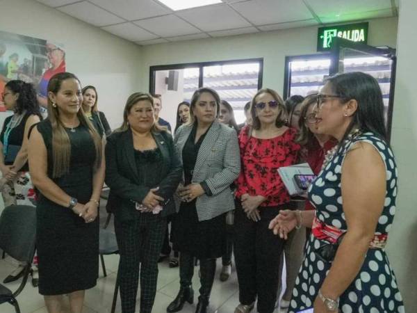 Instalaciones de Ciudad Mujer durante una jornada de visita informativa.Se conocieron los espacios dedicados a la atención y bienestar de las mujeres.