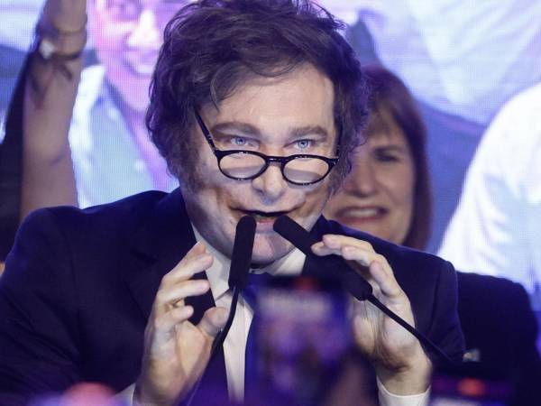 La única forma de que la libertad siga avanzando en el continente es con una derrota contundente del narcosocialismo que tiene de rehén a Honduras desde el 2022, afirmó el presidente argentino Javier Milei.