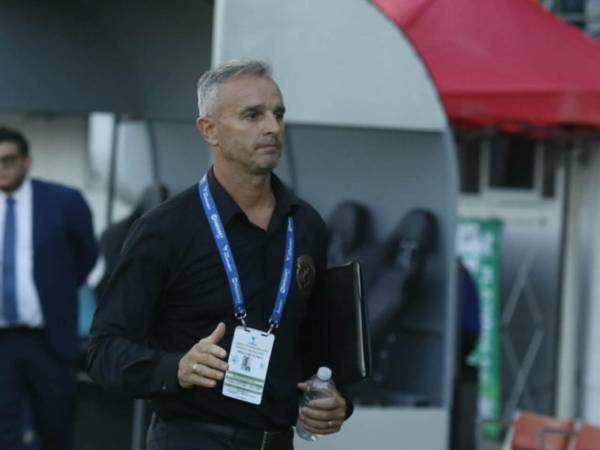 Enfado de Lavallén: Hace petición pese a boleto a la final del Marathón