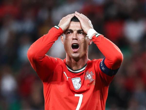 Cristiano Ronaldo se destapó con un par de goles, pero al final no le ajustó a la selección de Portugal.