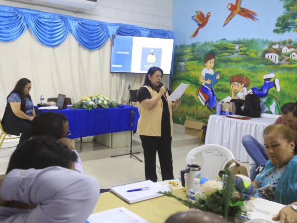 Más de 30 directores de las redes educativas de los municipios del departamento recibirán esta certificación, la cual será de implementación obligatoria en todos los centros educativos.
