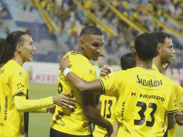 Daniel Aparicio se encargó de abrir el marcador en el juego disputado en el estadio Morazán de San Pedro Sula.