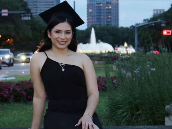 El gobierno de Estados Unidos reconoció públicamente haber deportado por error a la estudiante hondureña Any Lucía López Belloza, de 19 años de edad, quien fue capturada cuando se dirigía a pasar el Día de Acción de Gracias con su familia. ¿Regresará a Estados Unidos?