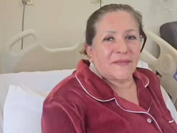 La diputada GFladis Aurora López explicó que continuará bajo tratamiento médico con el objetivo de mejorar su condición de salud.