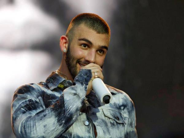 Fotografía de archivo del cantante y compositor colombiano Manuel Turizo, durante una presentación, en Monterrey (México).