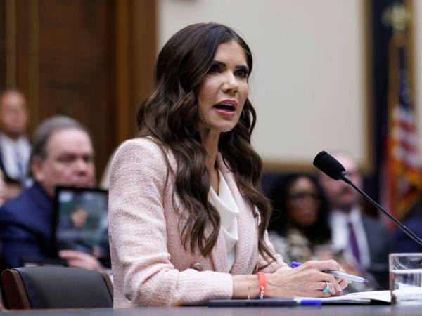 Fotografía de la exsecretaria de Seguridad Nacional, Kristi Noem, en Washington, Estados Unidos.