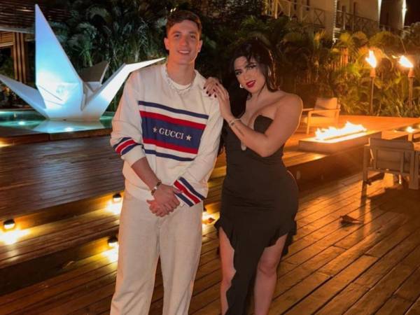 Juninho Manella y Roxanna Somoza son dos reconocidos tiktokers, él originario de Brasil, mientras ella es de Honduras.