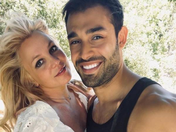 Sam Asghari y Britney Separs en una foto de archivo.