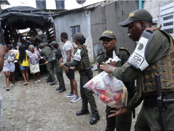 Centros de acopio fueron habilitados en Tegucigalpa y San Pedro Sula para recibir donaciones destinadas a los afectados por la emergencia en Colombia.